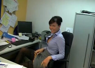 Gettin down to business - office anal you won't believe